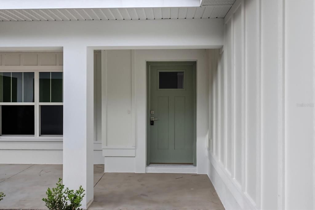 For Sale: $389,900 (3 beds, 2 baths, 1454 Square Feet)