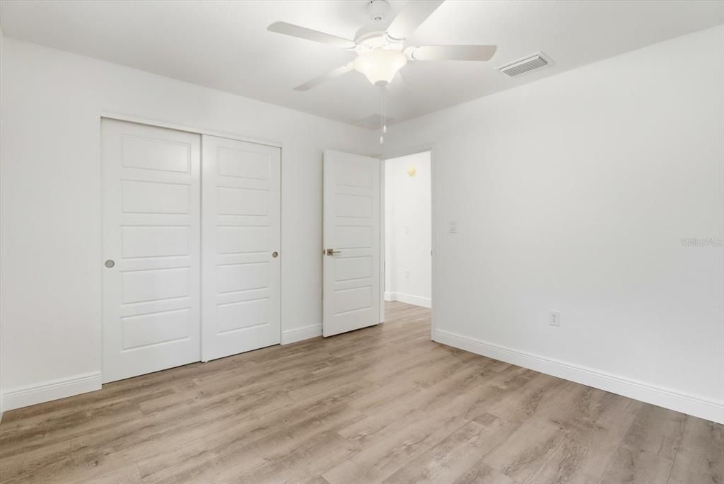 For Sale: $389,900 (3 beds, 2 baths, 1454 Square Feet)