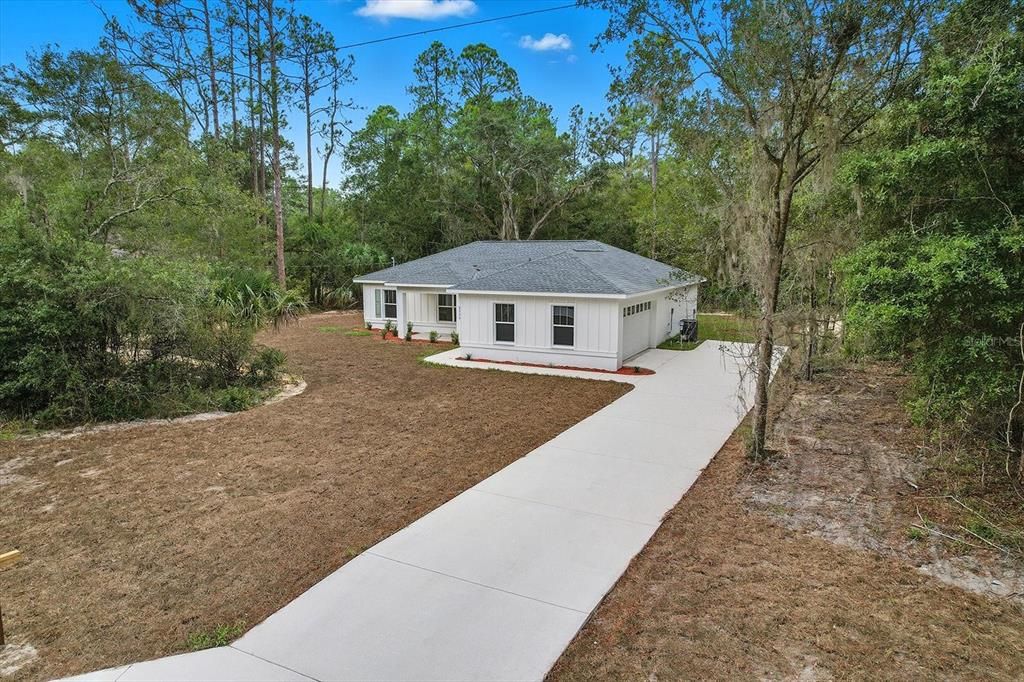 For Sale: $389,900 (3 beds, 2 baths, 1454 Square Feet)