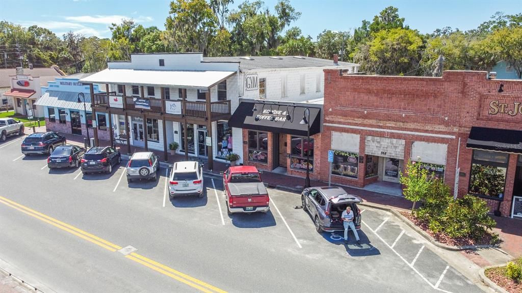 En Venta: $374,900 (3 camas, 2 baños, 1454 Pies cuadrados)