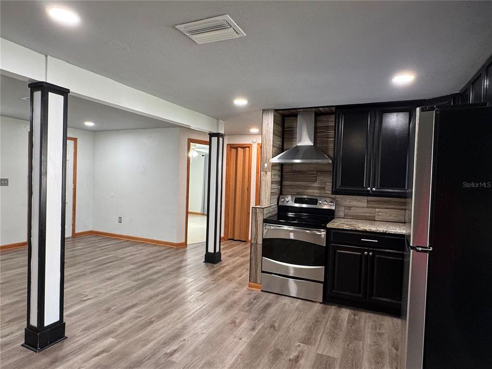 For Rent: $1,595 (2 beds, 2 baths, 848 Square Feet)