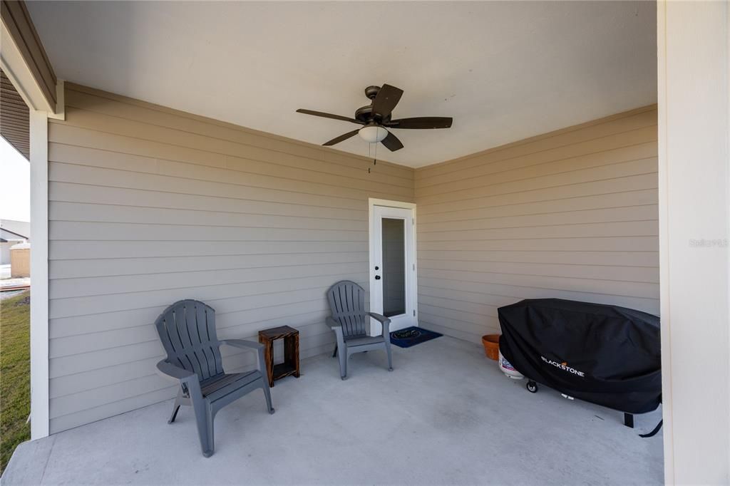 For Rent: $1,950 (2 beds, 2 baths, 1354 Square Feet)