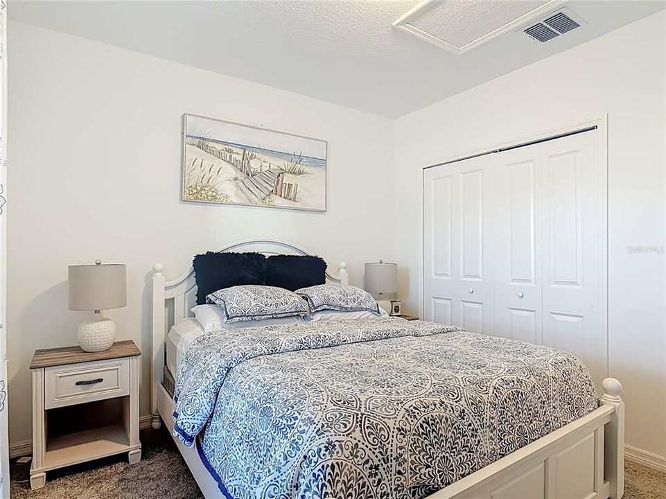 En Venta: $390,000 (4 camas, 3 baños, 2010 Pies cuadrados)