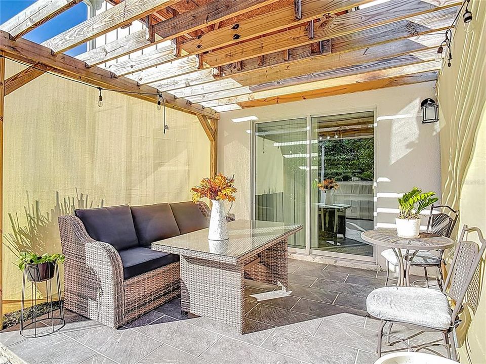 En Venta: $390,000 (4 camas, 3 baños, 2010 Pies cuadrados)