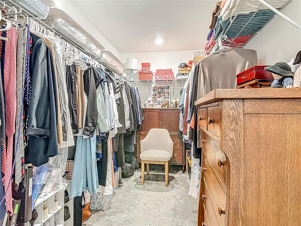 En Venta: $390,000 (4 camas, 3 baños, 2010 Pies cuadrados)