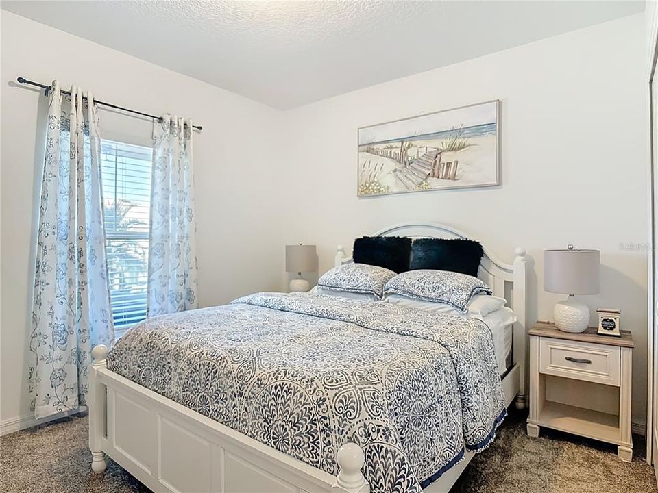 En Venta: $390,000 (4 camas, 3 baños, 2010 Pies cuadrados)