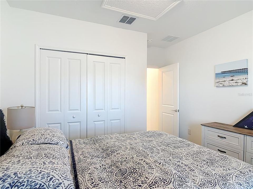 En Venta: $390,000 (4 camas, 3 baños, 2010 Pies cuadrados)