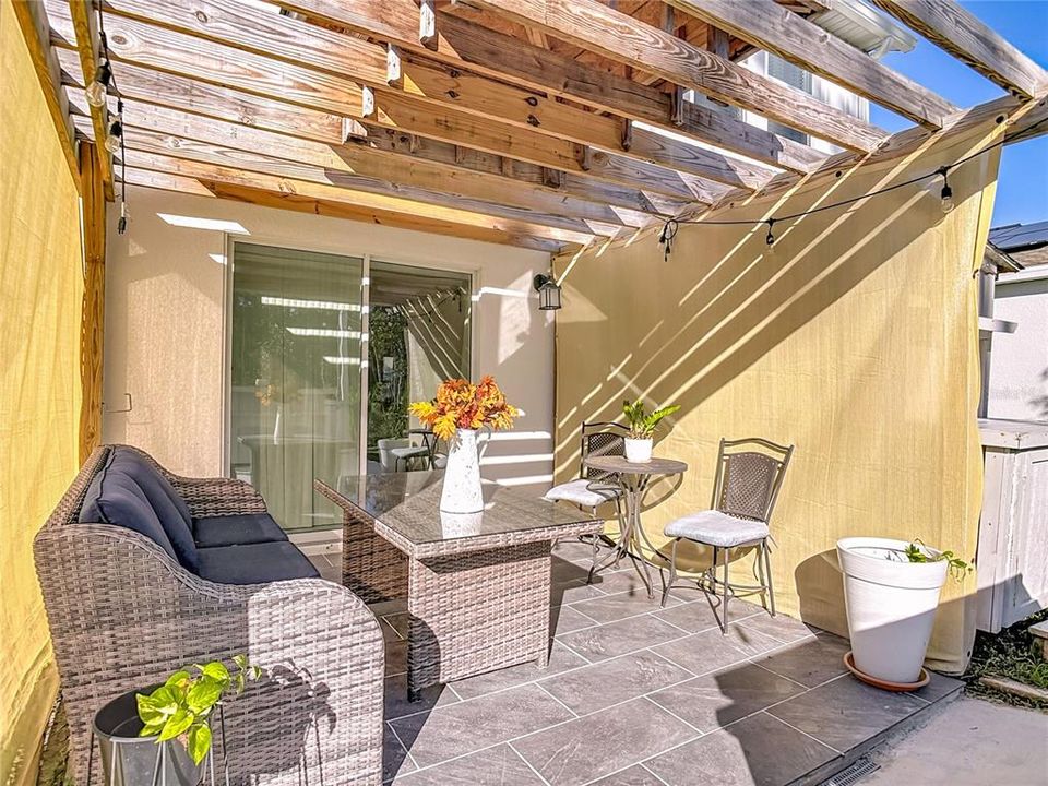 En Venta: $390,000 (4 camas, 3 baños, 2010 Pies cuadrados)