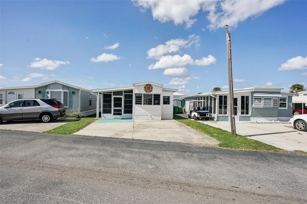 合同活跃: $35,000 (1 贝兹, 1 浴室, 272 平方英尺)