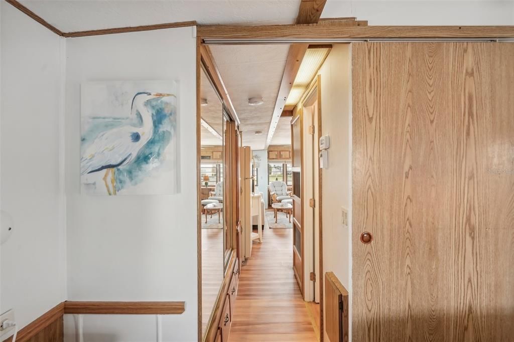 合同活跃: $35,000 (1 贝兹, 1 浴室, 272 平方英尺)