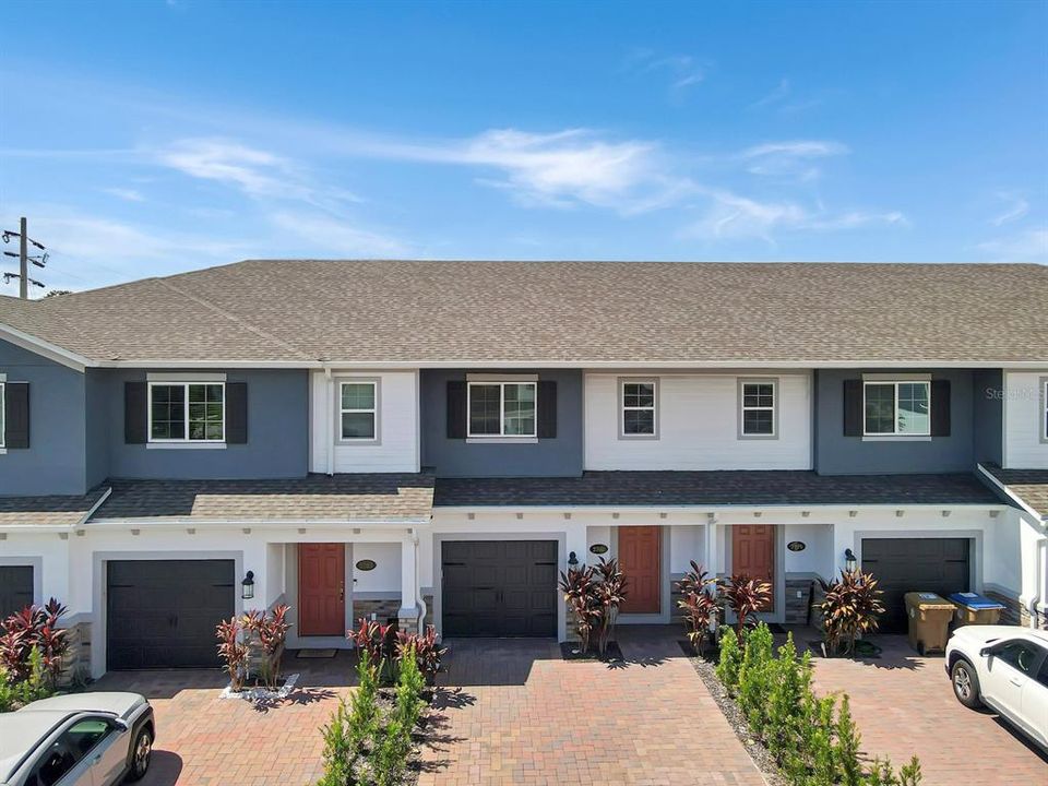 For Sale: $434,900 (3 beds, 2 baths, 1706 Square Feet)