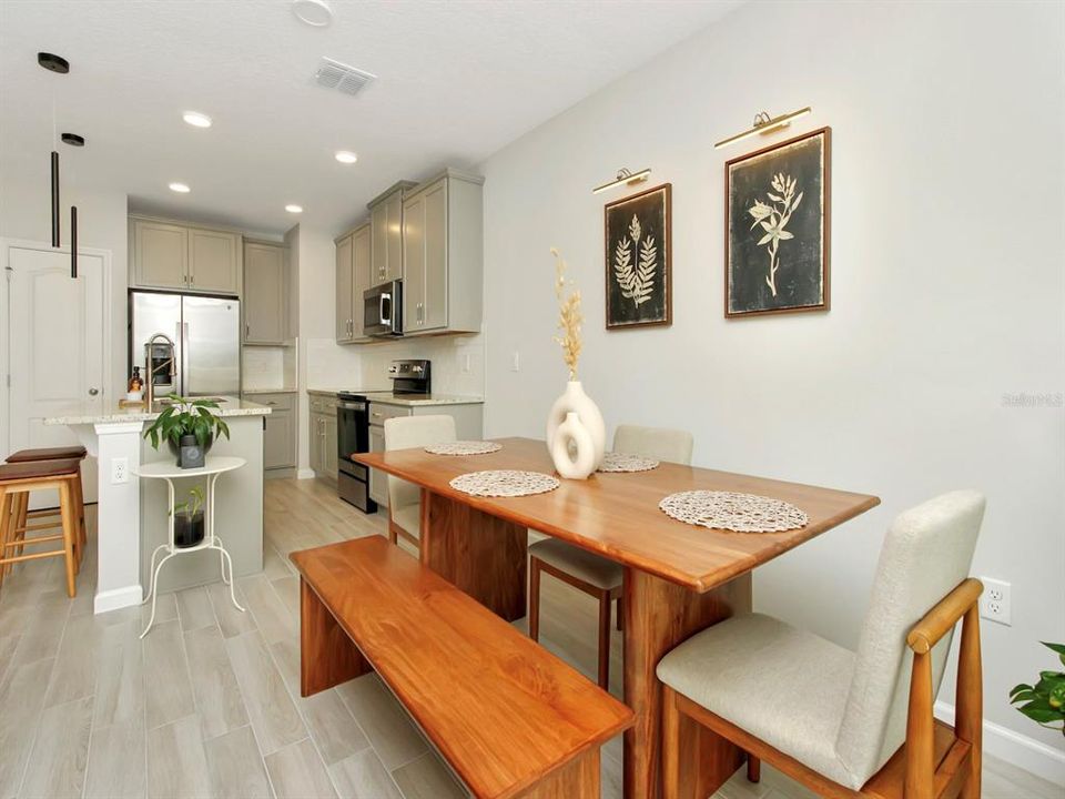 For Sale: $434,900 (3 beds, 2 baths, 1706 Square Feet)