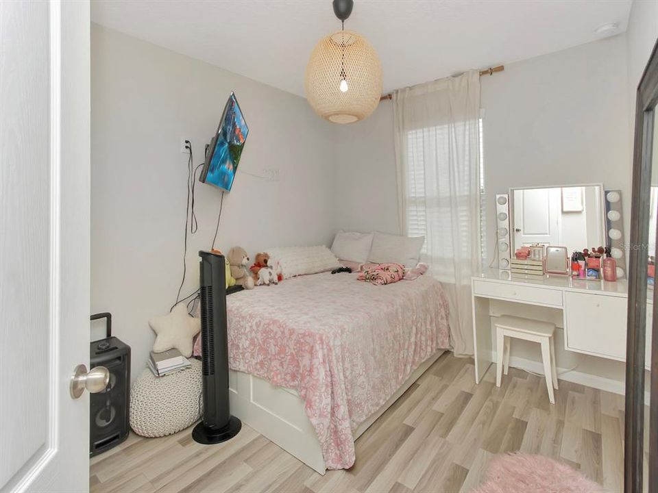 For Sale: $434,900 (3 beds, 2 baths, 1706 Square Feet)