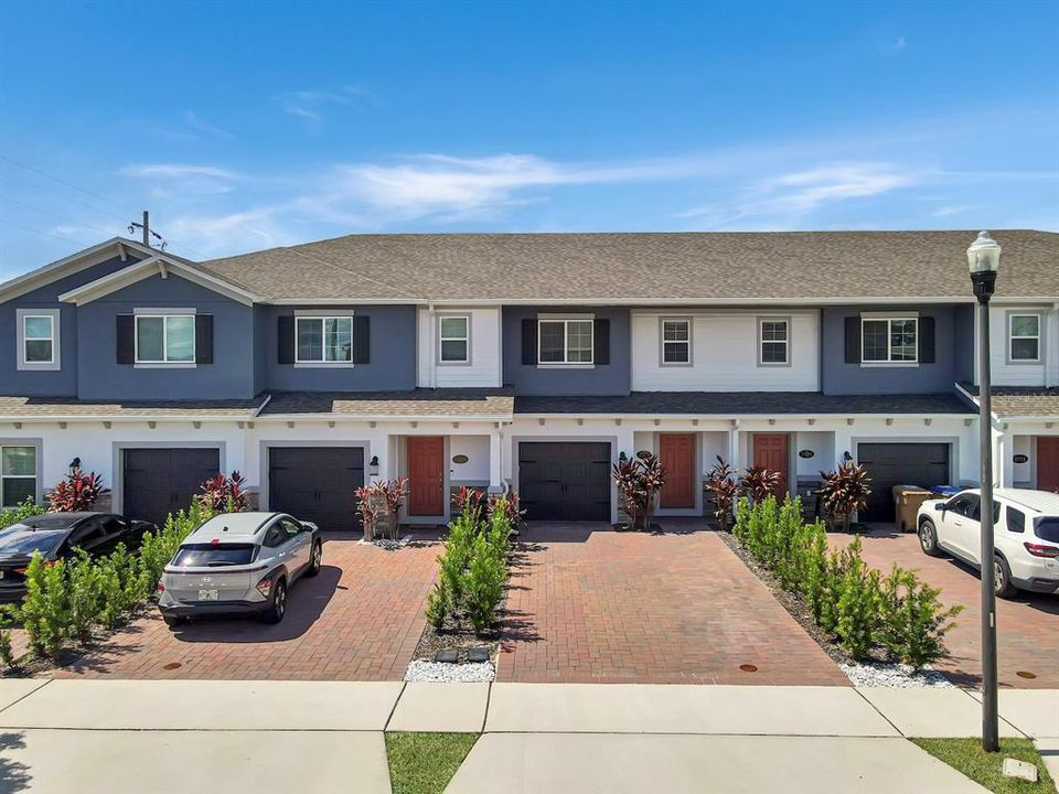 For Sale: $434,900 (3 beds, 2 baths, 1706 Square Feet)