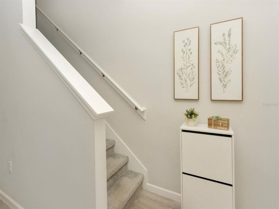 For Sale: $434,900 (3 beds, 2 baths, 1706 Square Feet)