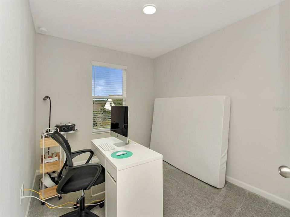 For Sale: $434,900 (3 beds, 2 baths, 1706 Square Feet)