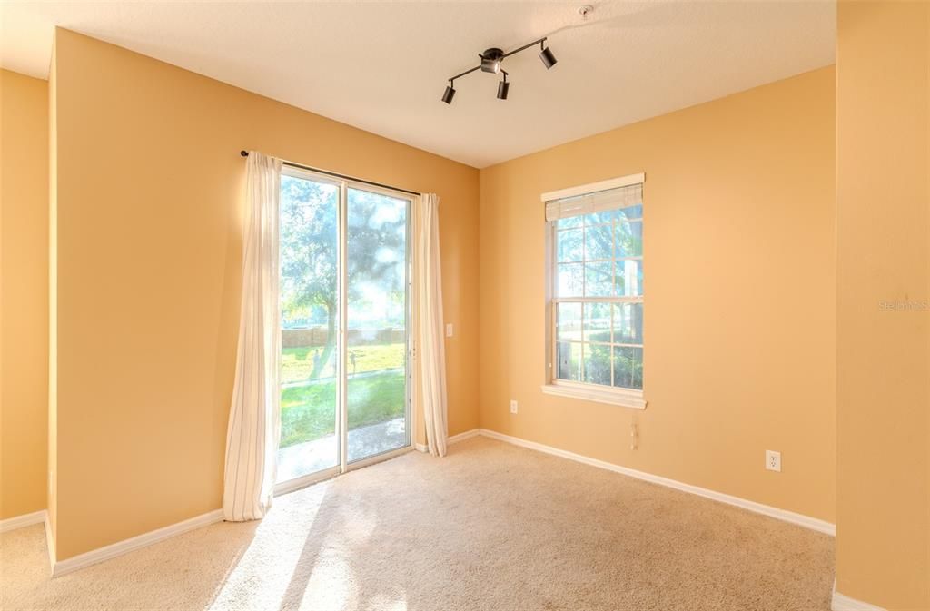 For Sale: $265,000 (3 beds, 2 baths, 1595 Square Feet)