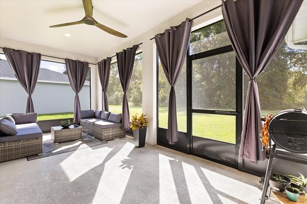 En Venta: $387,000 (4 camas, 3 baños, 2487 Pies cuadrados)