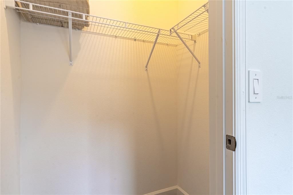 For Sale: $590,000 (4 beds, 3 baths, 1902 Square Feet)