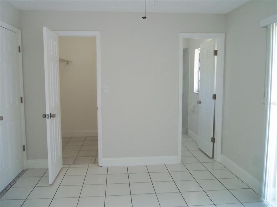 待售: $319,900 (2 贝兹, 2 浴室, 1000 平方英尺)