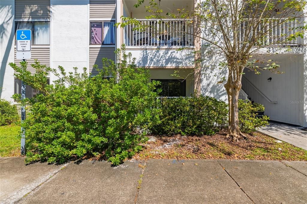 En Venta: $175,000 (2 camas, 2 baños, 905 Pies cuadrados)