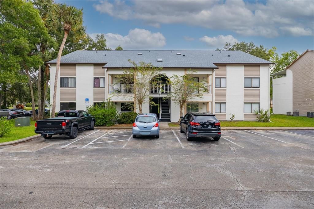 En Venta: $175,000 (2 camas, 2 baños, 905 Pies cuadrados)