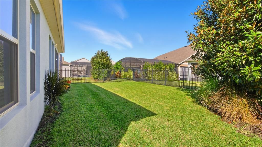 Active With Contract: $650,000 (4 beds, 3 baths, 2117 Square Feet)