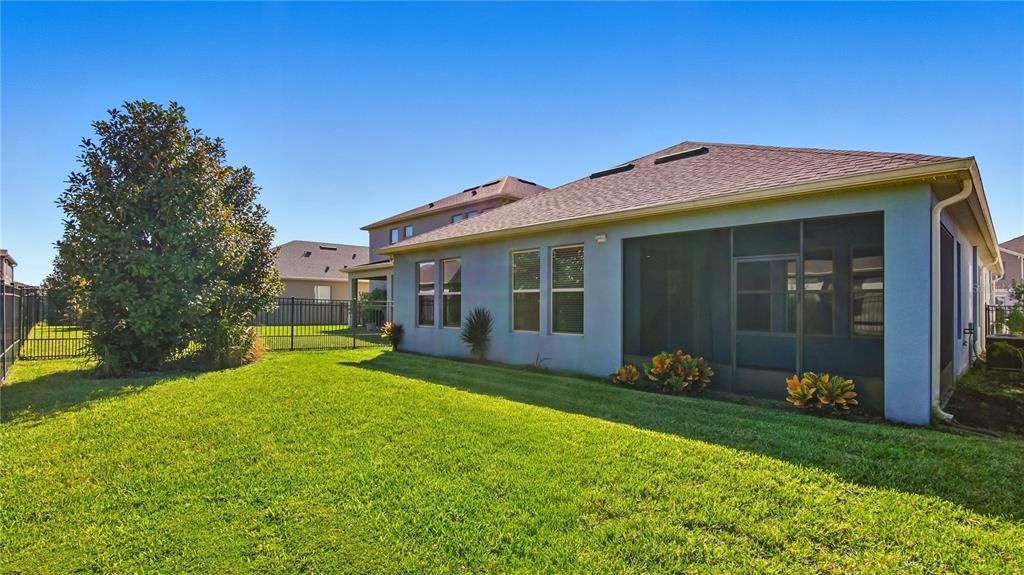 Active With Contract: $650,000 (4 beds, 3 baths, 2117 Square Feet)