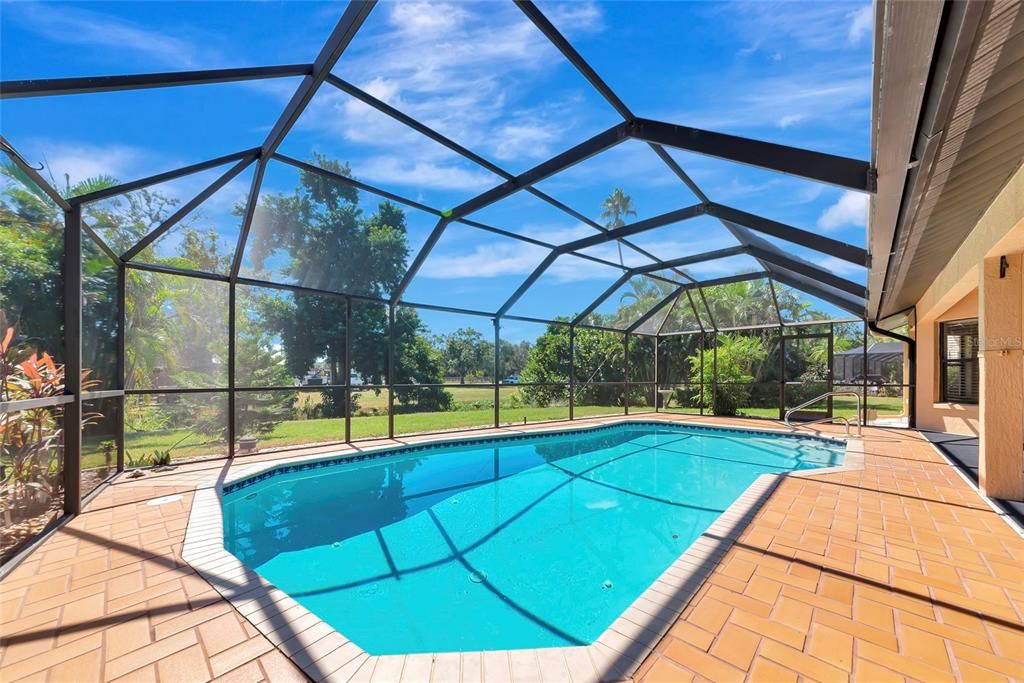 待售: $450,000 (3 贝兹, 2 浴室, 1970 平方英尺)