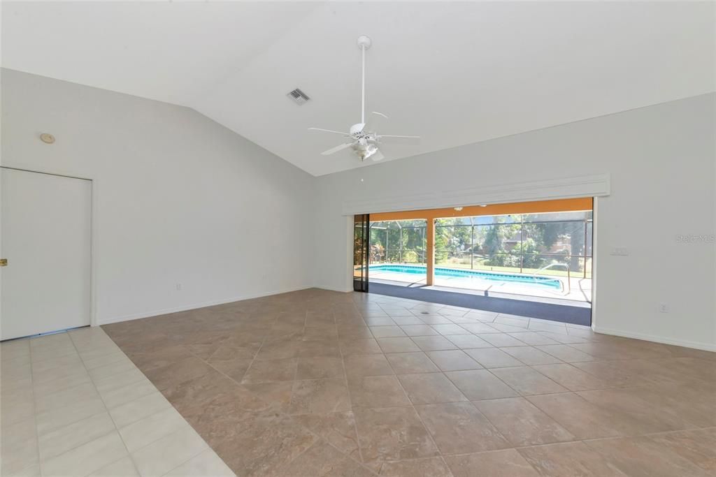 待售: $450,000 (3 贝兹, 2 浴室, 1970 平方英尺)