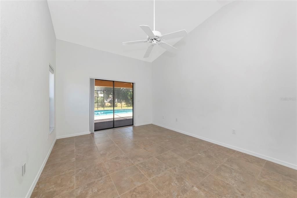 待售: $450,000 (3 贝兹, 2 浴室, 1970 平方英尺)