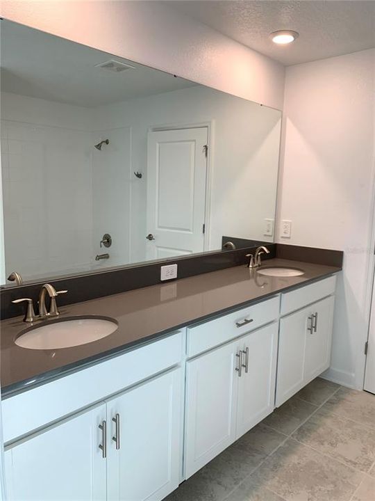 В аренду: $3,173 (4 спален, 3 ванн, 2460 Квадратных фут)