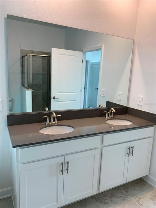 В аренду: $3,173 (4 спален, 3 ванн, 2460 Квадратных фут)