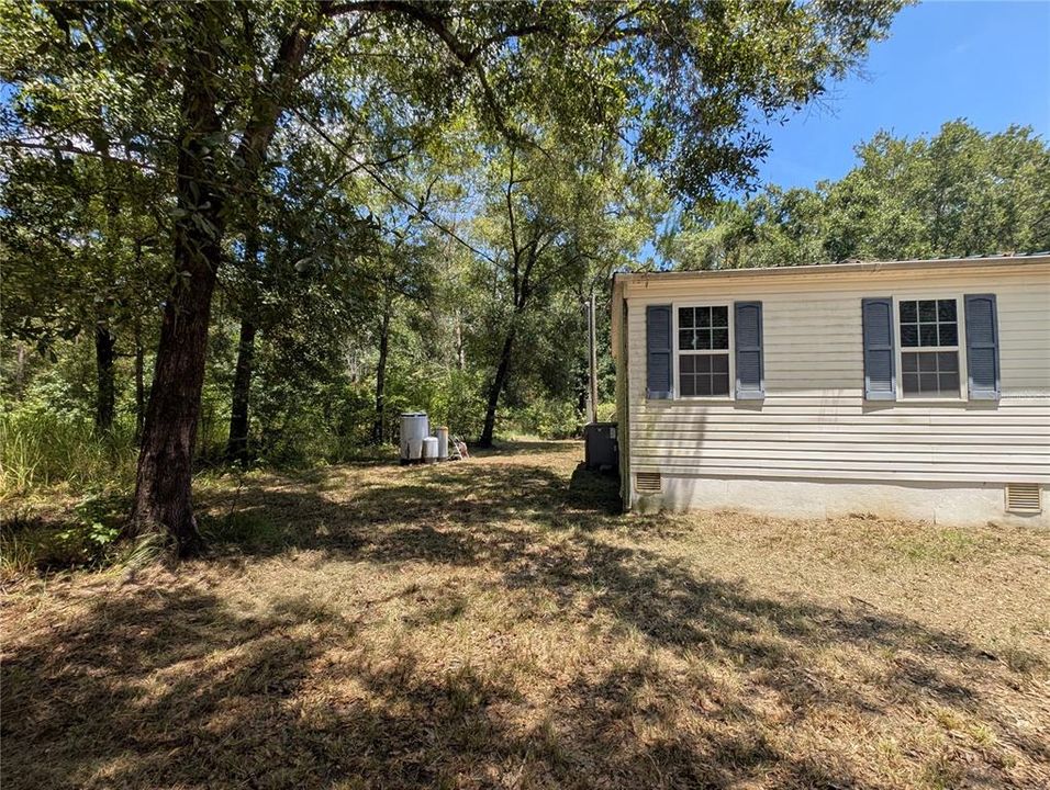 Active With Contract: $164,900 (5 beds, 3 baths, 2052 Square Feet)