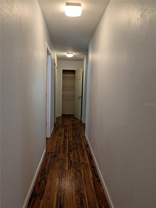 Active With Contract: $164,900 (5 beds, 3 baths, 2052 Square Feet)