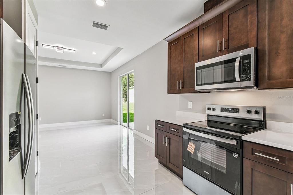 出租: $2,700 (3 贝兹, 2 浴室, 1480 平方英尺)