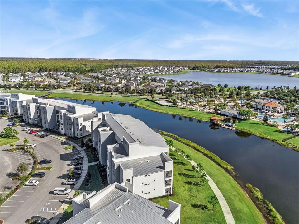 For Sale: $340,000 (2 beds, 2 baths, 1194 Square Feet)