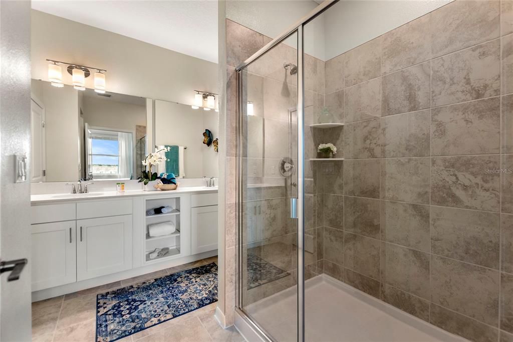 For Sale: $340,000 (2 beds, 2 baths, 1194 Square Feet)