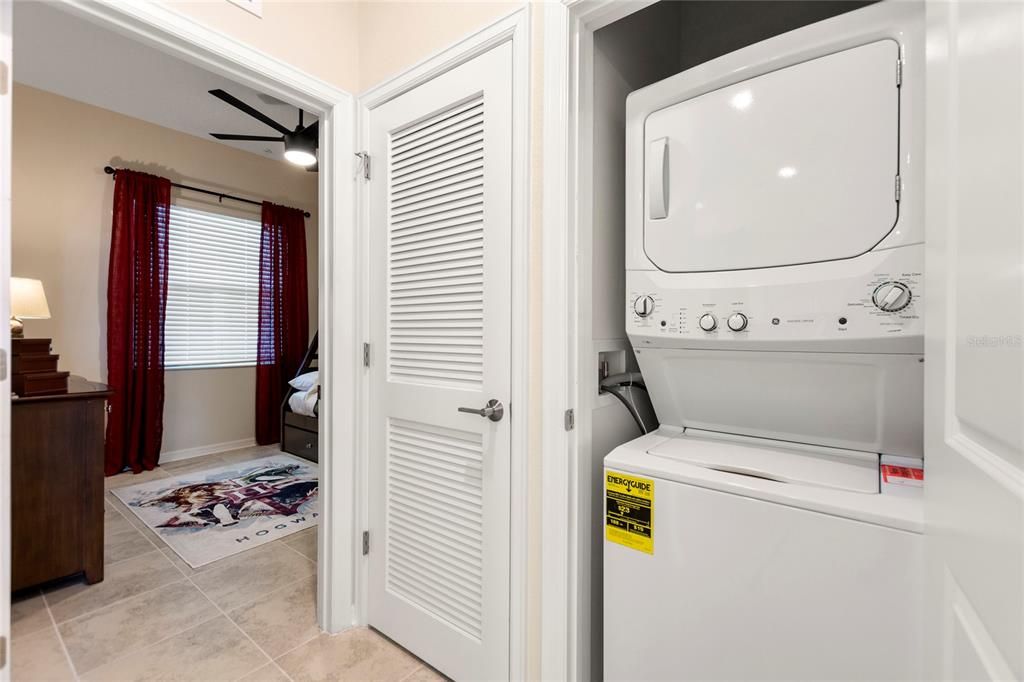 For Sale: $340,000 (2 beds, 2 baths, 1194 Square Feet)