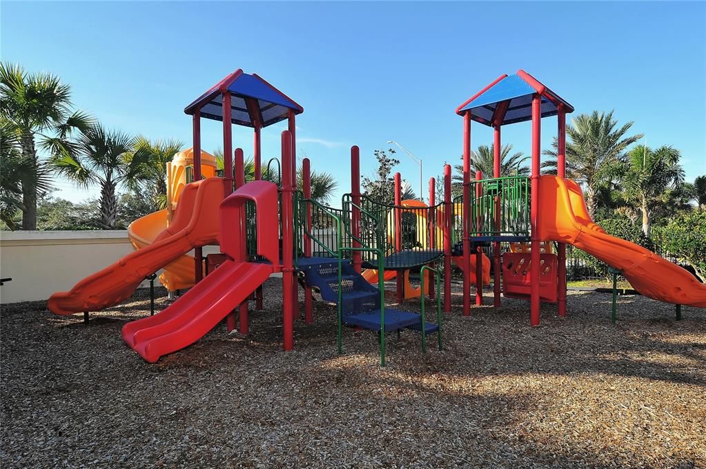 В аренду: $2,250 (3 спален, 2 ванн, 1776 Квадратных фут)