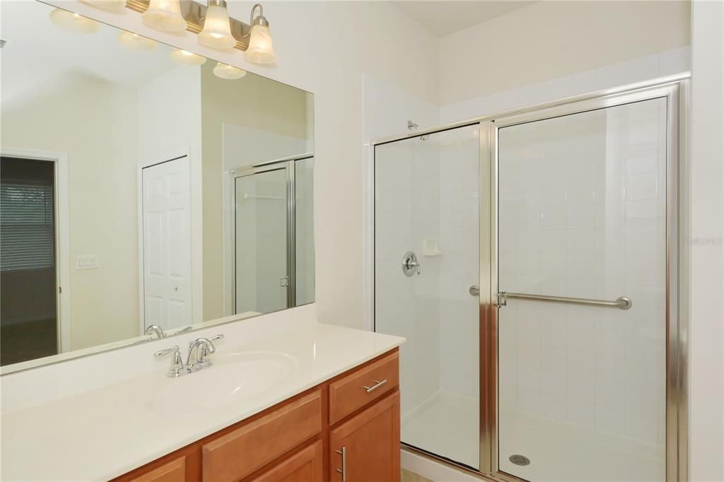 В аренду: $2,250 (3 спален, 2 ванн, 1776 Квадратных фут)