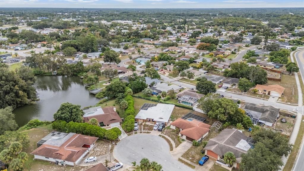 Active With Contract: $299,900 (2 beds, 2 baths, 1280 Square Feet)