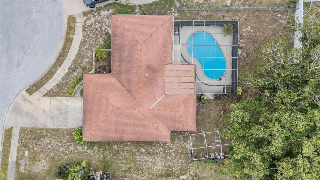 Active With Contract: $299,900 (2 beds, 2 baths, 1280 Square Feet)