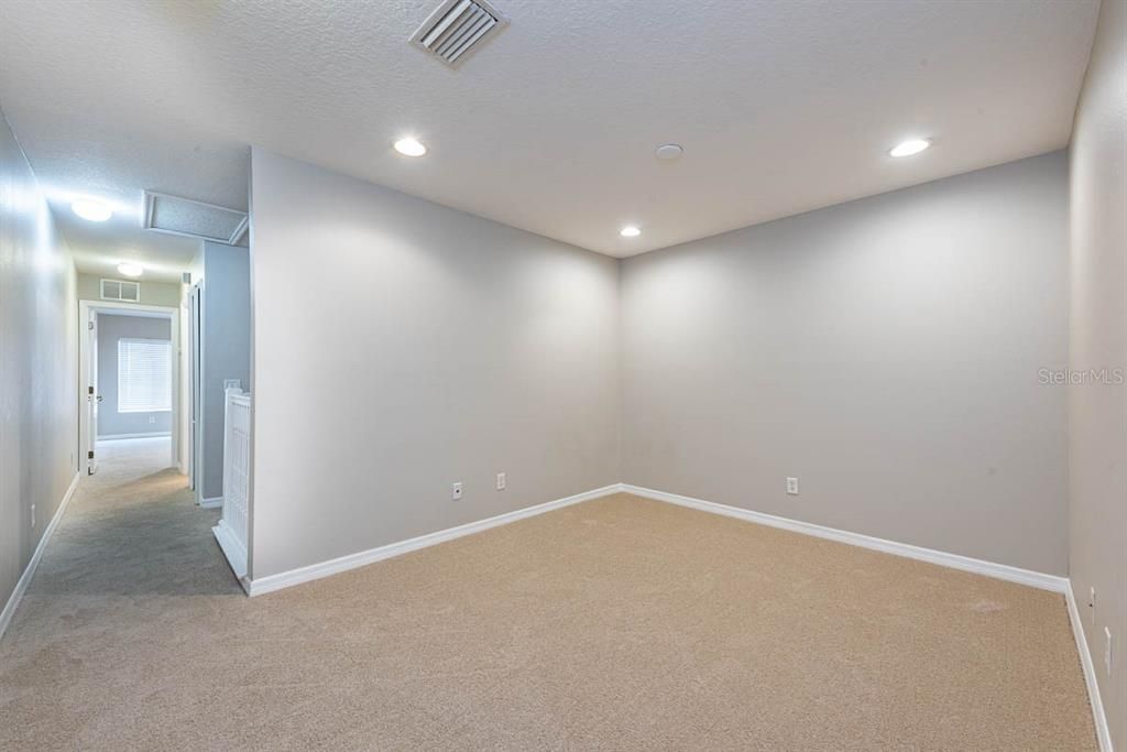 En Venta: $228,000 (2 camas, 2 baños, 1429 Pies cuadrados)