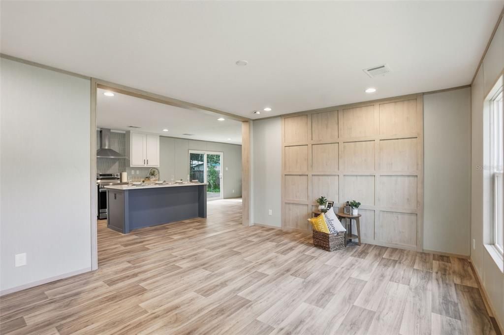 待售: $269,900 (4 贝兹, 2 浴室, 1568 平方英尺)