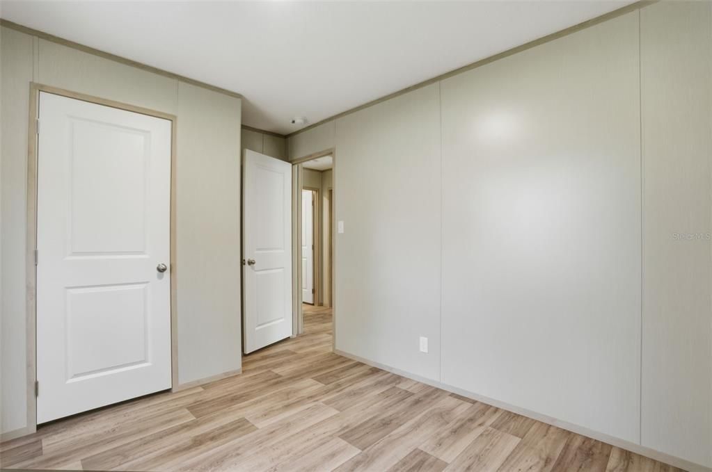 待售: $269,900 (4 贝兹, 2 浴室, 1568 平方英尺)