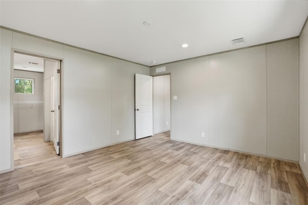 待售: $269,900 (4 贝兹, 2 浴室, 1568 平方英尺)