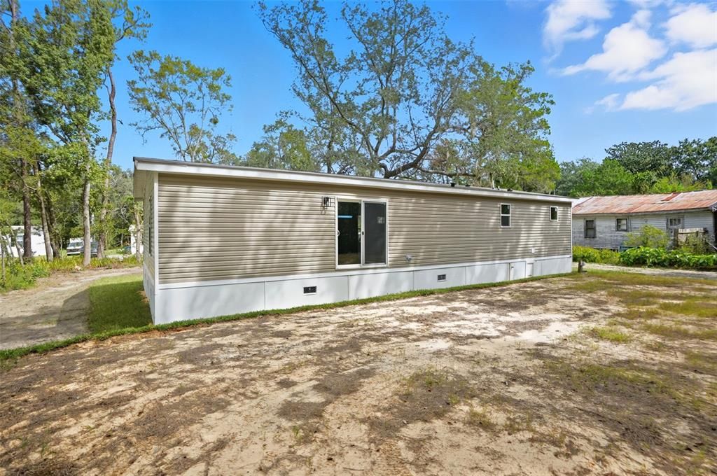 待售: $269,900 (4 贝兹, 2 浴室, 1568 平方英尺)