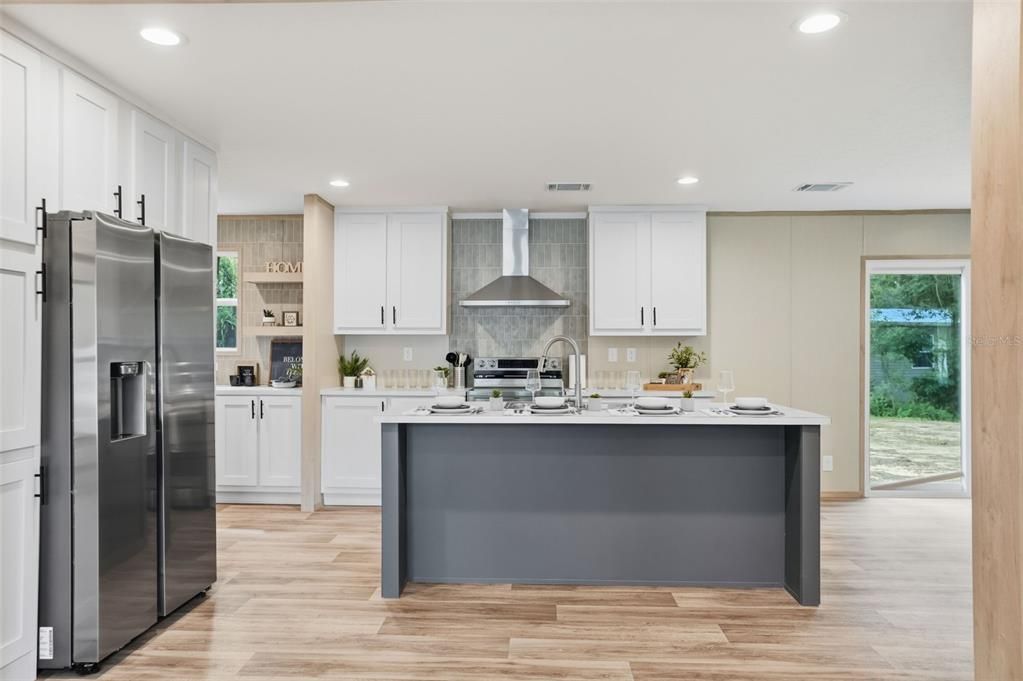 待售: $269,900 (4 贝兹, 2 浴室, 1568 平方英尺)