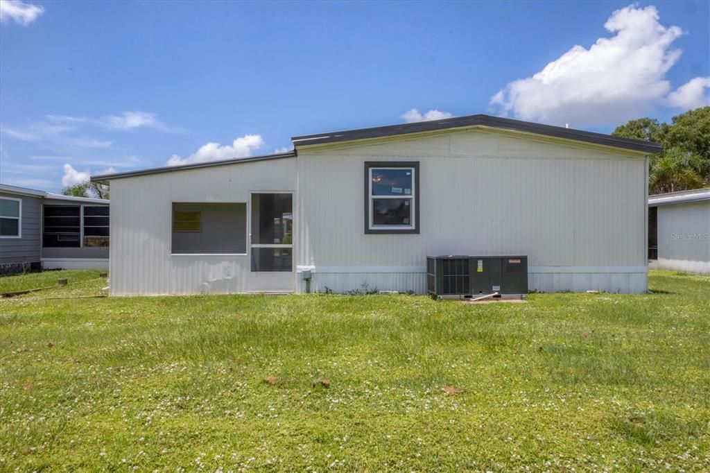 На продажу: $229,000 (3 спален, 2 ванн, 1312 Квадратных фут)